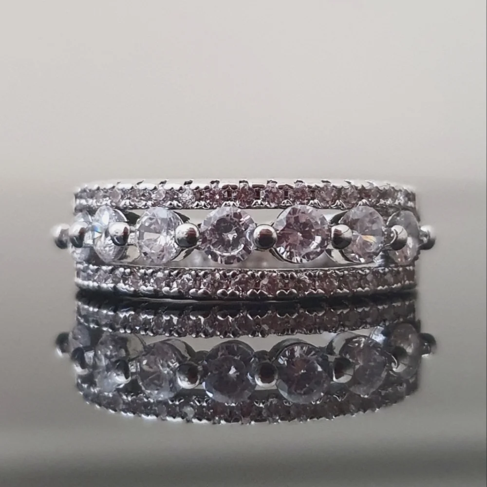 Pretty Silver Designer Woman Ring - Picture 5 of 7